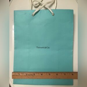 TIFFANY & Co. Packaging 8” x 10” Medium blue Paper Gift Shopping Bag